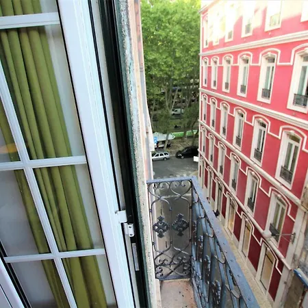 Apartament Discover *